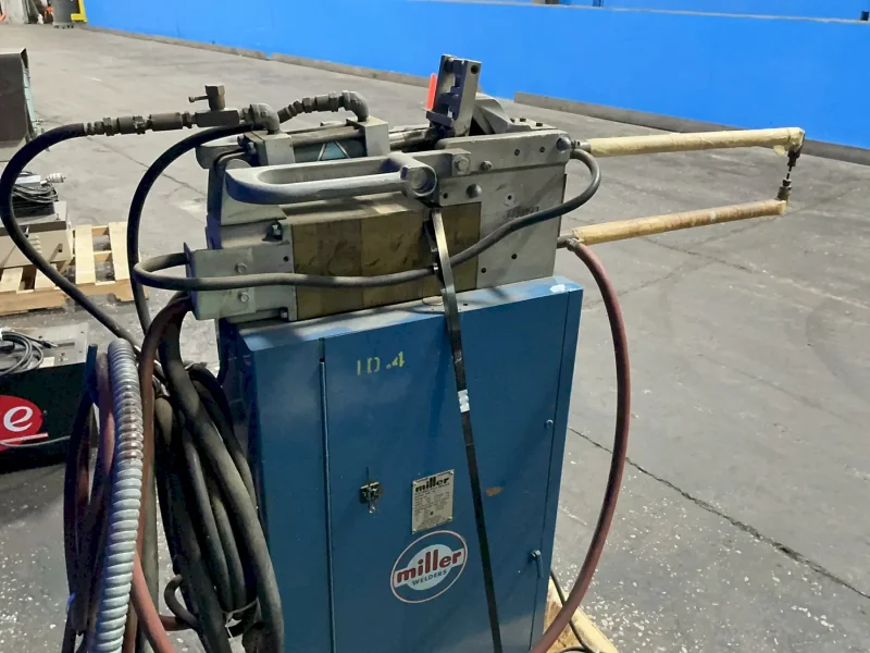 MILLER 20 KVA PORTABLE SPOT WELDER  -  MPS 20 AFT