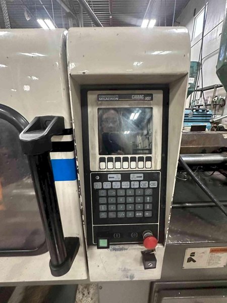 55 Ton, 2.97oz, Cincinnati Injection Moulding Machine, 12.8″ x 12.2″