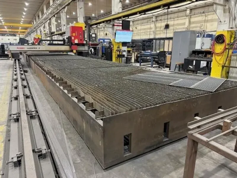 USED KOIKE 10' X 100' CO2 PLATE LASER WITH (2) 4,000 WATT RESONATORS, Year: 2007