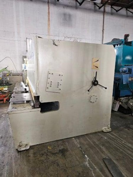 2005 Durma DHGM 3013 Hydraulic Shear (#5354)
