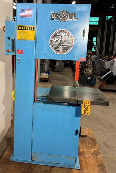 20" DoAll Vertical Band Saw 2013-V, 13" Under Guide, 55-2200 FPM, 26" x 26" Tbl., Clean