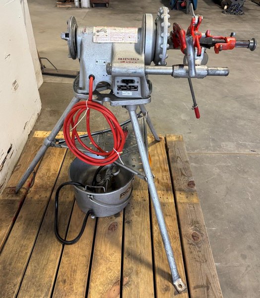 2" RIDGID No. 300, Cutter, Reamer, Stand, Oiler, 1 Phase