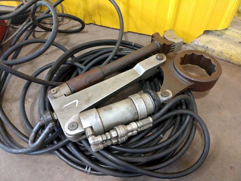 WAGNER HYDRAULIC POWER WRENCH: STOCK 13692