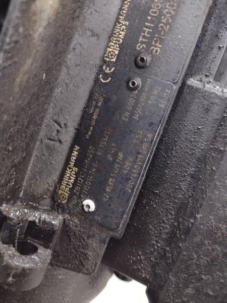 CRYSTAL FILTRATION CONTINUOUS FILTER COOLANT SYSTEM, WITH DRAG-OUT CONVEYOR : YOBRO #25069