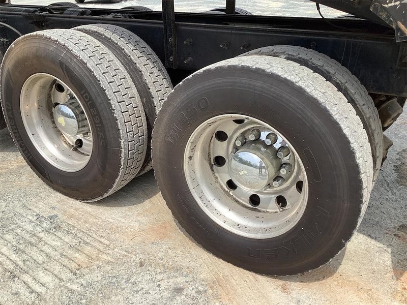 2022 Mack Granite 64F 1M2GR4TC0NM001422