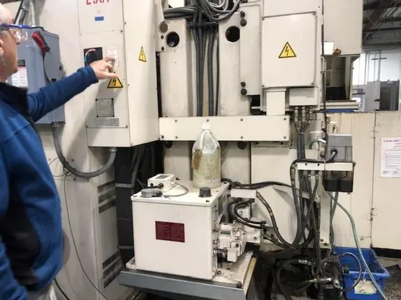 1996 OKUMA MC40VA | Machining Centers, Vertical