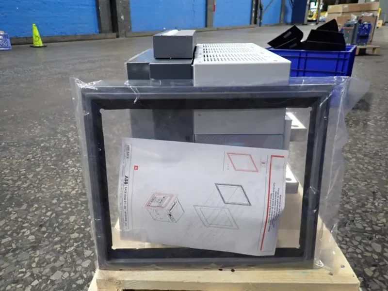 ABB AIR CIRCUIT BREAKER  -  SACE E3N 25