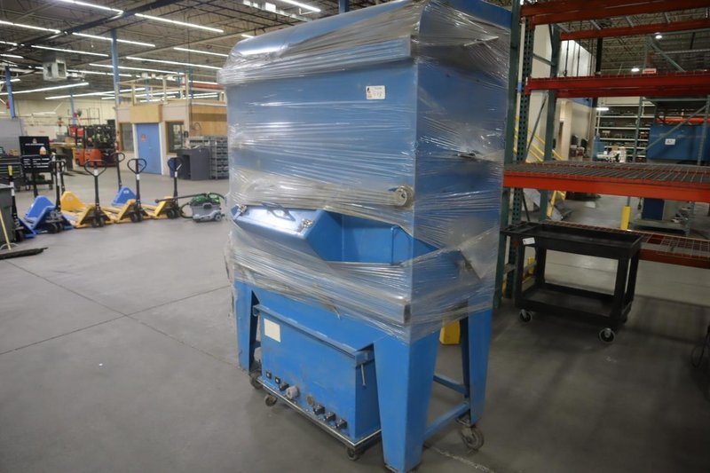 Powder Coating Portable Reclaim Unit with Filters- Auction Item