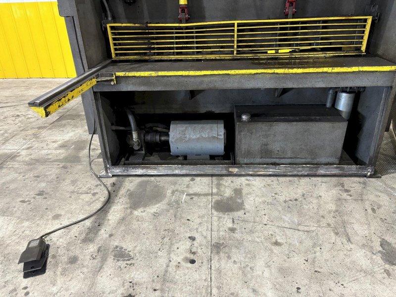 6&#039; x 3/8&quot; HTC MODEL #375-6S HYDRAULIC SHEAR: STOCK #21236