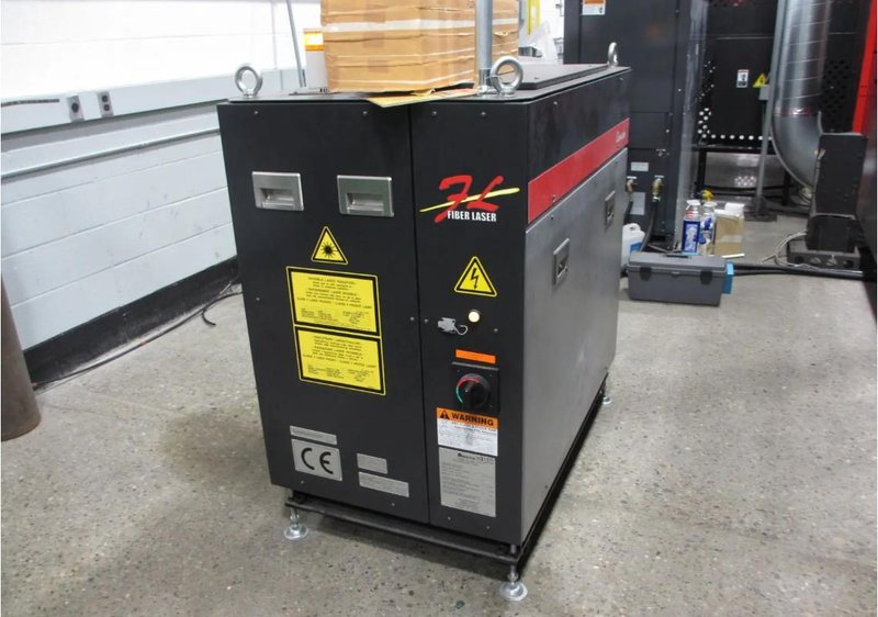 AMADA FLC 3015 AJ - Laser Cutters