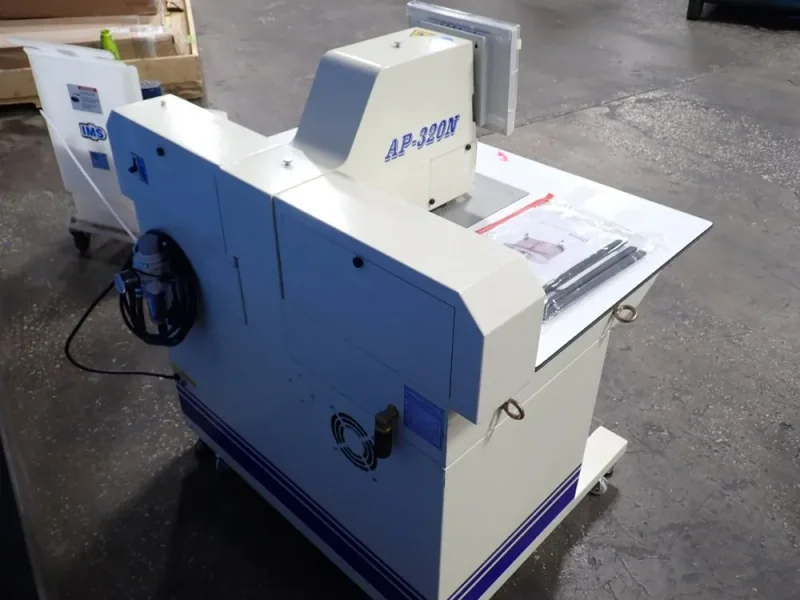 39" X 24" NAMEPLATE GUIDE HOLE PUNCHING MACHINE   -  AP-320N