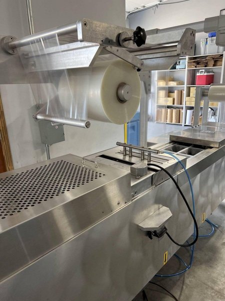 Rollstock RA200 Vacuum Packaging Thermoformer – 2022 – Roll-Fed, High-Speed Operation
