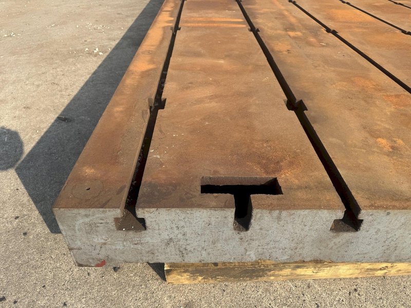 10' X 15' T SLOTTED FLOOR PLATE: STOCK #81453