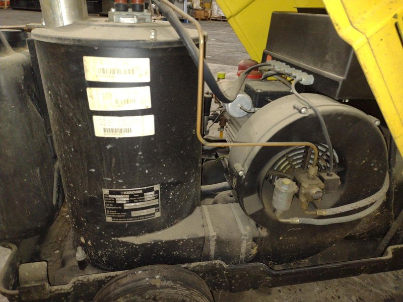 KARCHER MODEL #HDS650 HEATED PRESSURE WASHER: STOCK #23139