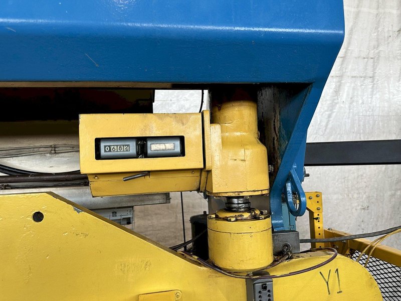 55 TON X 8' DI-ACRO 55-8 HYDRA-POWER PRESS BRAKE W/ AUTOMEC PC-800 CONTROLLER. STOCK # 0951523