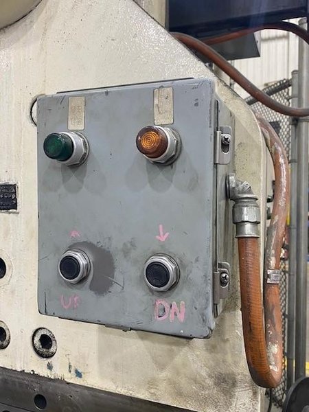 750 TON X 16' CINCINNATI MODEL 750H HYDRAULIC PRESS BRAKE: STOCK #2664