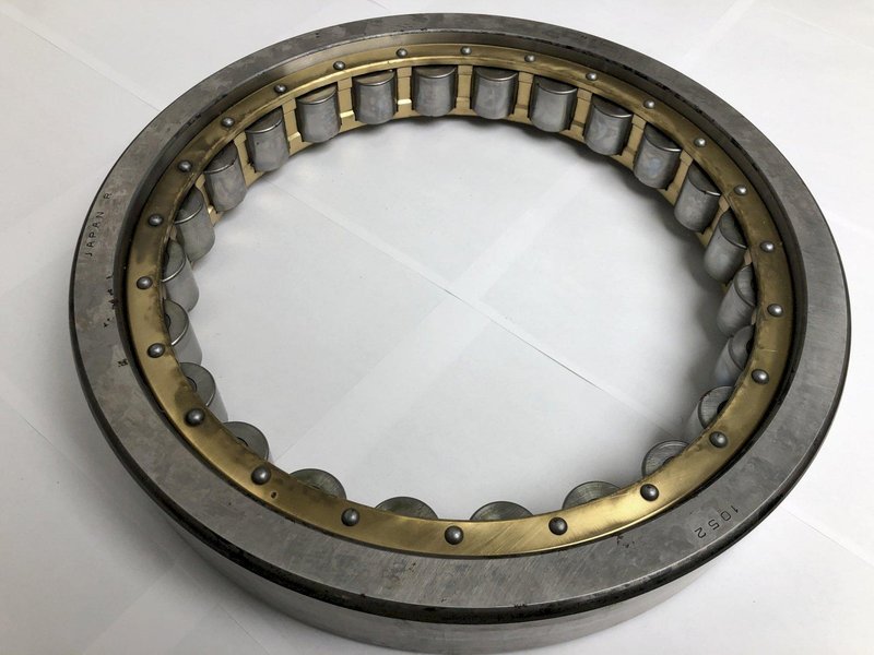 NSK RC-25 MODEL NU1052 COMPLETE CYNDRICAL BEARING: STOCK #14297