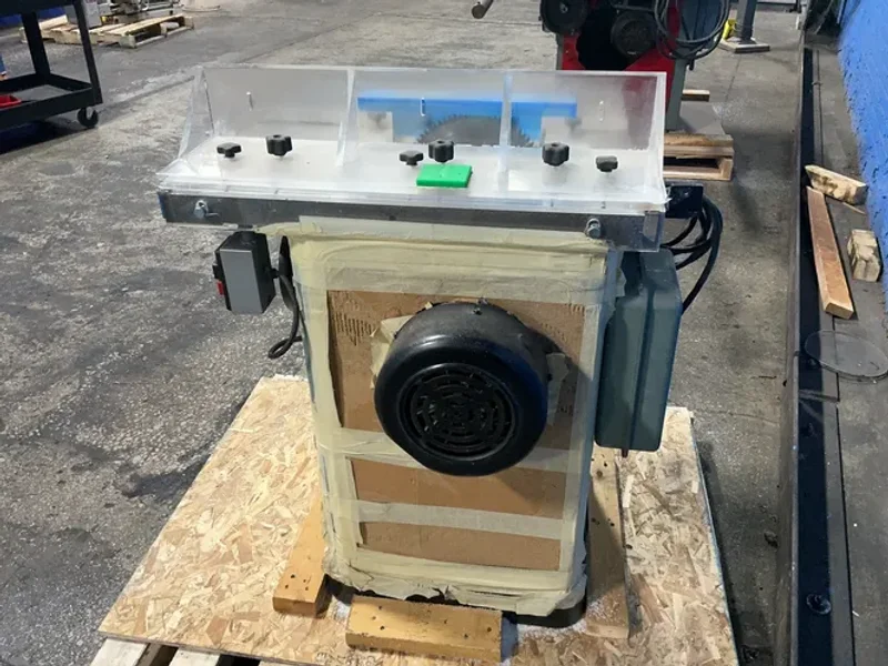DELTA 10" TABLE SAW   -  34-802F