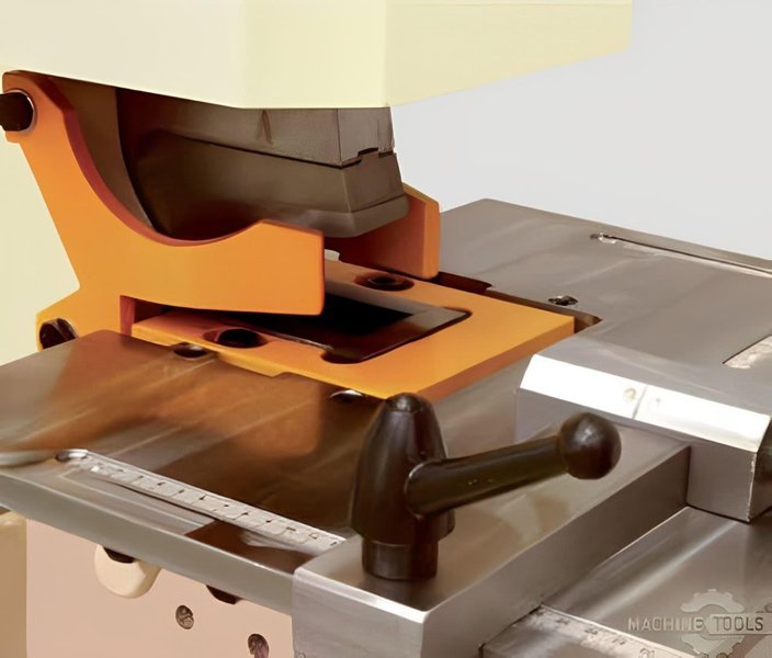 165 Ton Geka Hydracrop 165 SD Ironworker, 2025 – W/2-Year Warranty