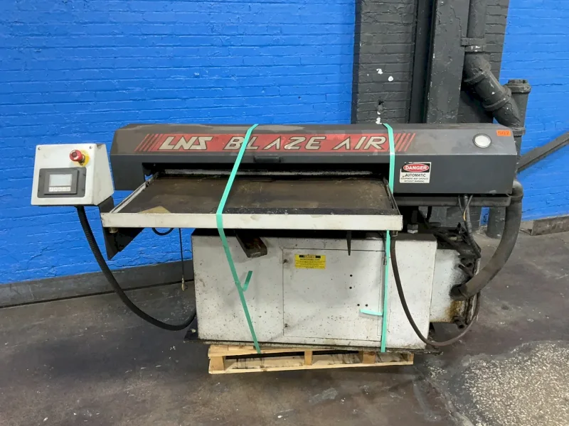 LNS 24” X 40 BAR FEEDER  -  8104
