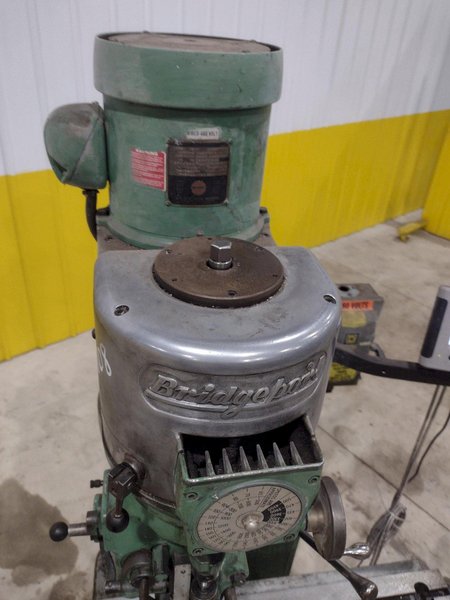 1.5 HP BRIDGEPORT SERIES I VERTICAL MILL WITH ACCURITE DRO MILLING MACHINE: STOCK #20708