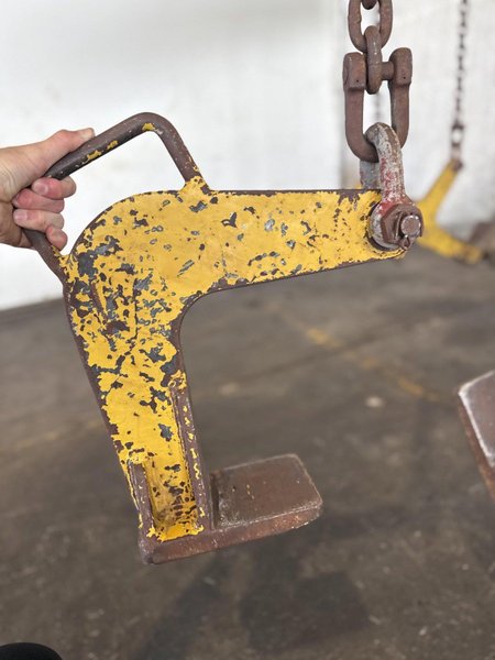 20,000 LB X 10&#039; BRADLEY SPREADER BAR. STOCK # 0450025.