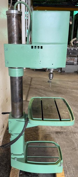 24&quot; Doall Single Spindle Drill DG-24, Gear Head, 90-3360 RPM, 16&quot; x 20&quot; T-Slot Table, Clean