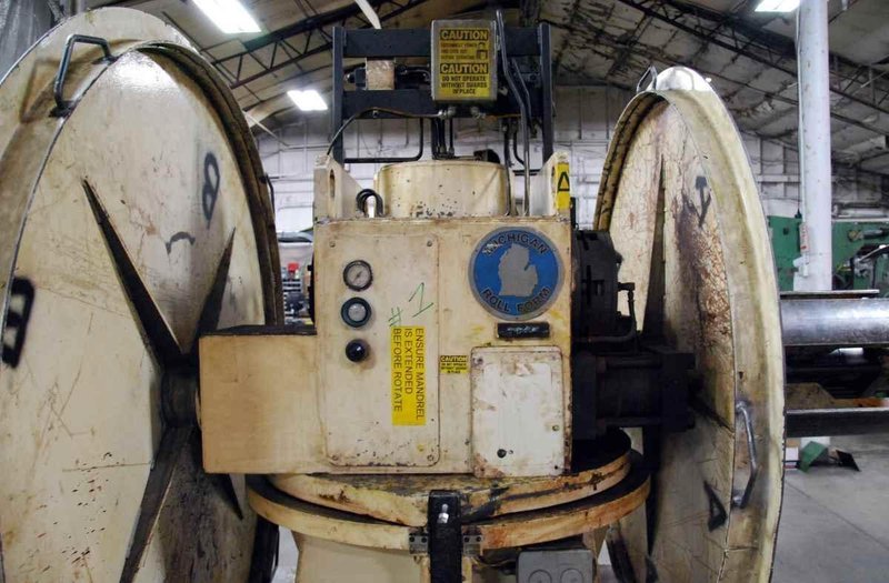 10,000 Lb. x 24″ MICHIGAN ROLL FORM Double Uncoiler