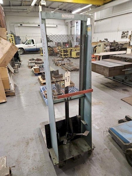 1,000 LB. ECONOMY W-54 DIE LIFT. STOCK #1214425