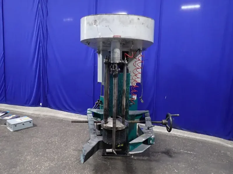 NETZSCH 24" BASKET MILL  -  MASTERMILL 18
