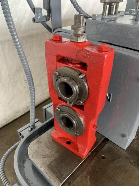 10 STAND X 1-1/2" X 8" TISHKEN MODEL 10LE 1-1/2 ROLLFORMER. STOCK # 0789324