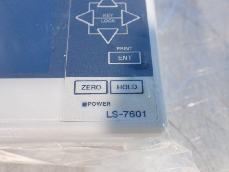 KEYENCE DIGITAL MICROMETER CONTROLLER  -  LS-7601