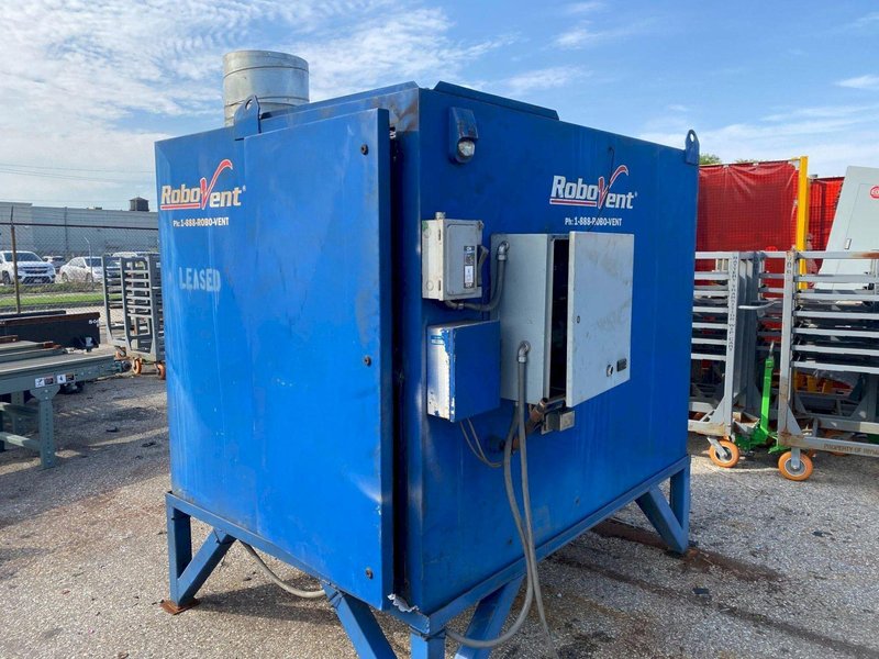 RoboVent DFS-6000-6-M1846 Dust Collector w/ Stand USED