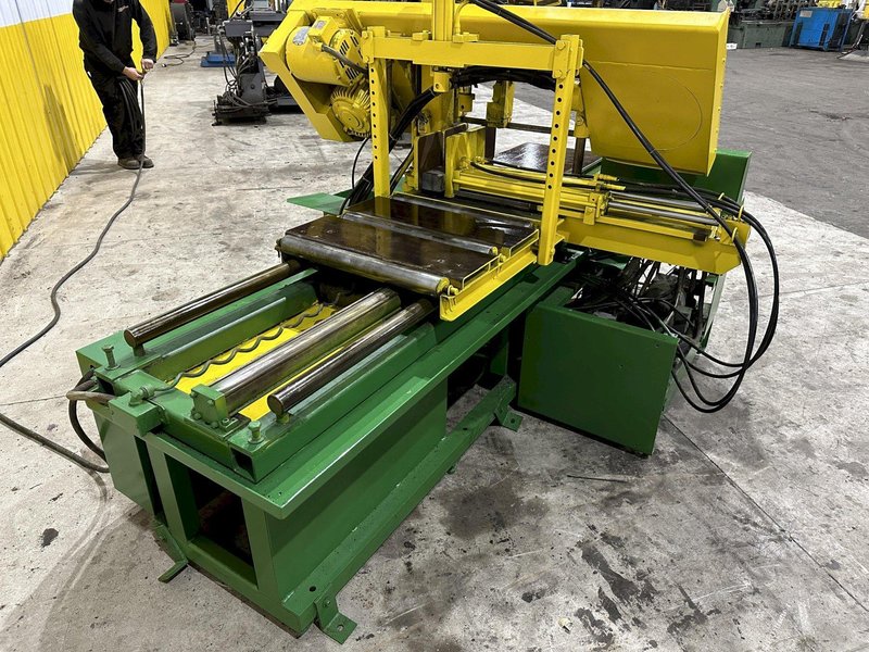 10" X 17" WF WELLS MODEL #W-10-2U AUTOMATIC HORIZONTAL DUAL POST BAND SAW: STOCK #21759