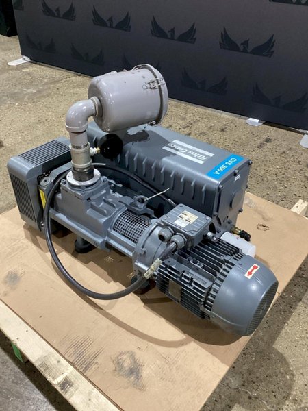 ATLAS COPCO GVS300A-3002615031 VACUUM PUMP WITH MOTOR USED, 2021