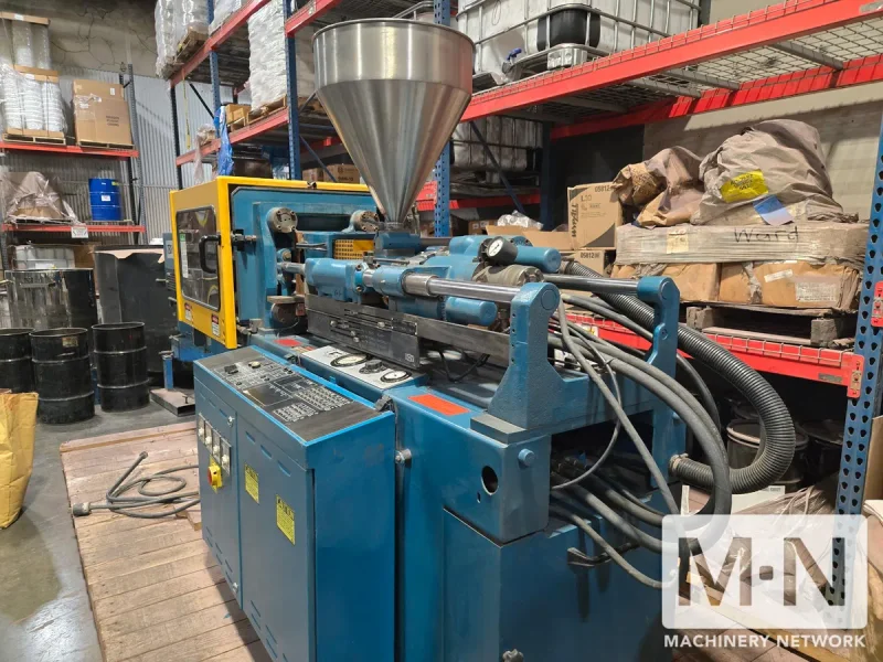 50 TON BOY MODEL 50T2 I INJECTION MOLDING MACHINE MFG 1992