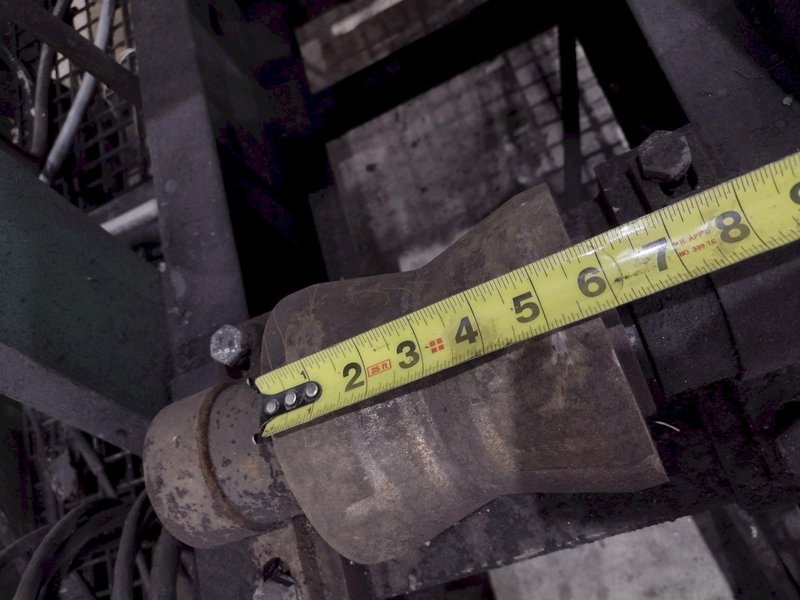 DRILCO PORTABLE HYDRAULIC PIPE STRAIGHTENER PRESS ON TRAILER: STOCK #21894