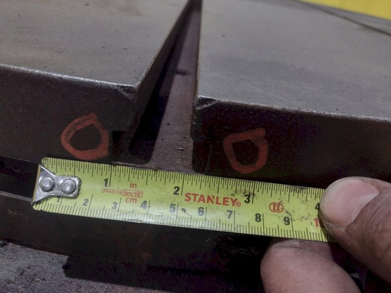 37&quot; ROUND TROYKE T-SLOTTED MANUAL POSITIONING ROTARY TABLE: STOCK #22457