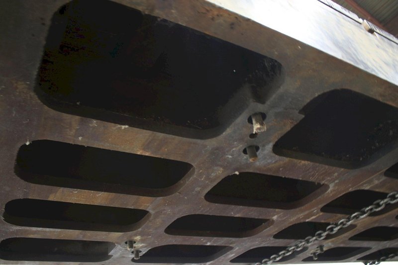 FLOOR PLATE: STOCK #76043