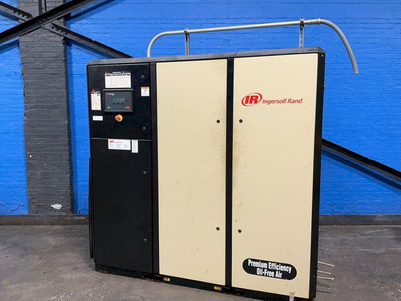 INGERSOLL RAND 150 PSIG AIR COMPRESSOR  -  IRN50H-0F