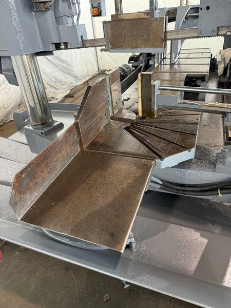 15.7" X 12.2" BEHRINGER HBP 310/403G CNC PROGRAMMABLE BANDSAW. STOCK # 1156522