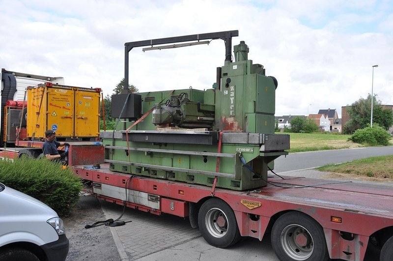 Zayer - 2200 BF3 - X: 2200 - Y: 1000 - Z: 1000 mm CNC