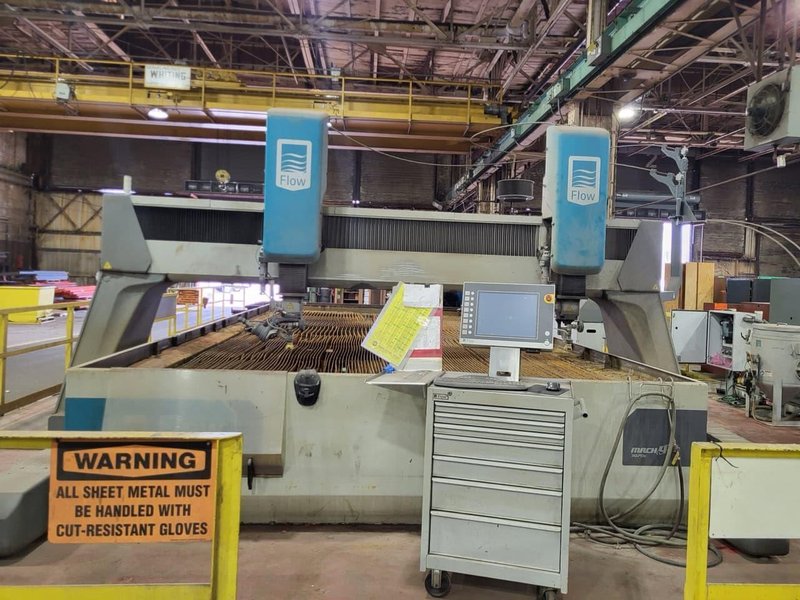 10′ x 20′ Flow M4C 3070C Dual Head Waterjet, 2015 – one 5 axis cutting head