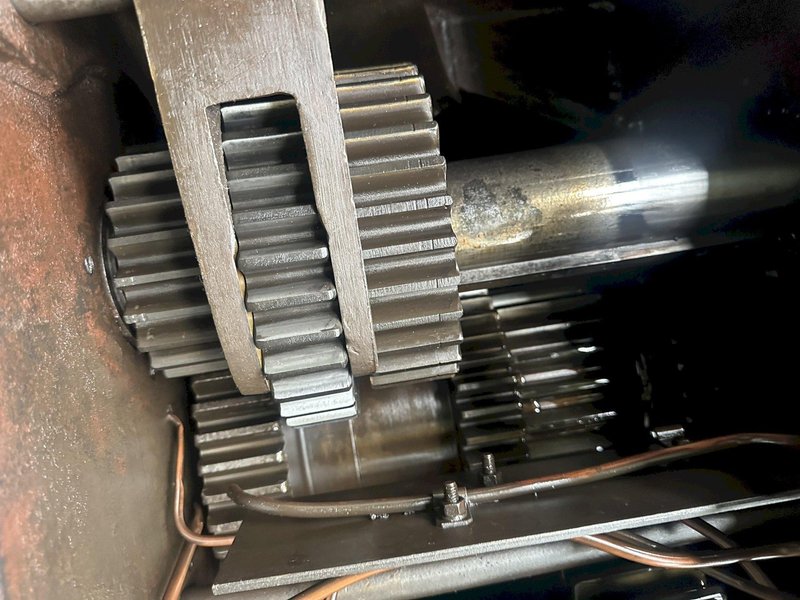 3-1/2&quot; MEECO MODEL HD2 2-ROLL ROTARY BAR STRAIGHTENER: STOCK #10457