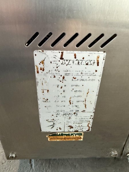 ADVANTAGE ENGINEERING WATER-CIRCULATING TEMPERATURE CONTROL UNIT. STOCK # 1116024