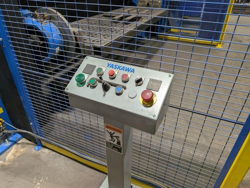 Yaskawa Motoman ArcWorld System 6200-750 Robotic Welding Cell, 2022 – 2 AR1440 Robots, Miller Power Source, Wire Feeder