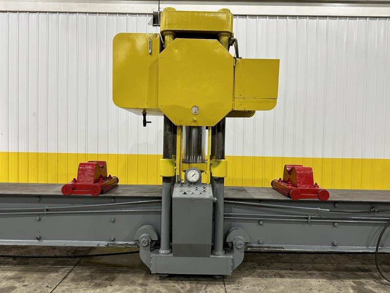 400 TON X 30' DRILCO TRAVELING HEAD HYDRAULIC STRAIGHTENING PRESS: STOCK #24953