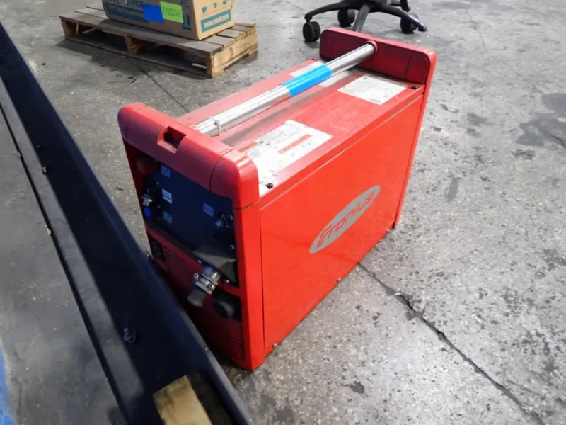 FRONIUS 400 AMPS WELDING POWER SOURCE  -  TRANSPULS SYNERGIC 4000 MV