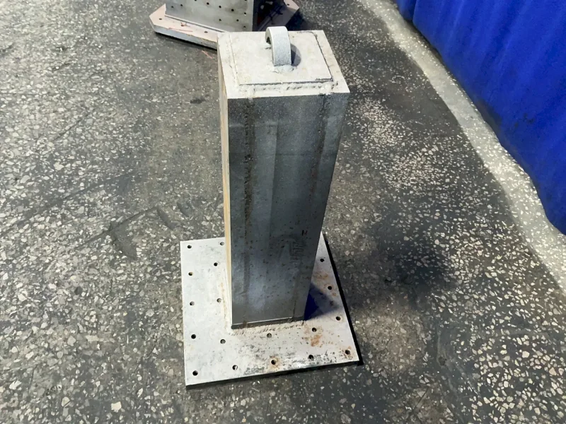 8”X8”X30” TOWER, 18”X18”X1.5” BASE CLAMPING TOWER TOMBSTONE
