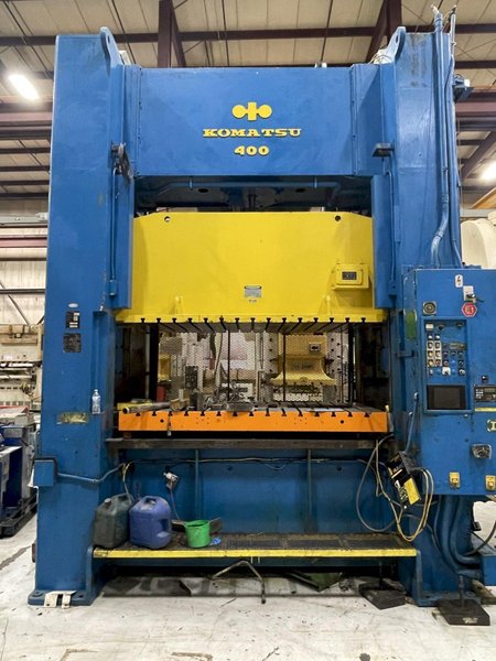 300 ton Komatsu E2P-300 Used Straight Side Mechanical Metal Stamping Press For Sale